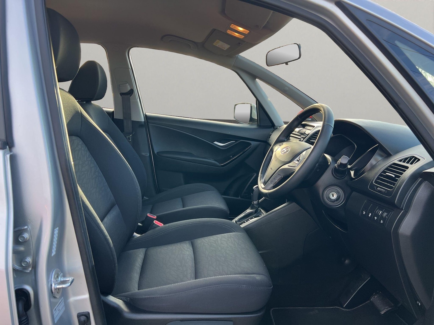 Used Hyundai Ix20 2017 for sale - 76997173: Photo 3