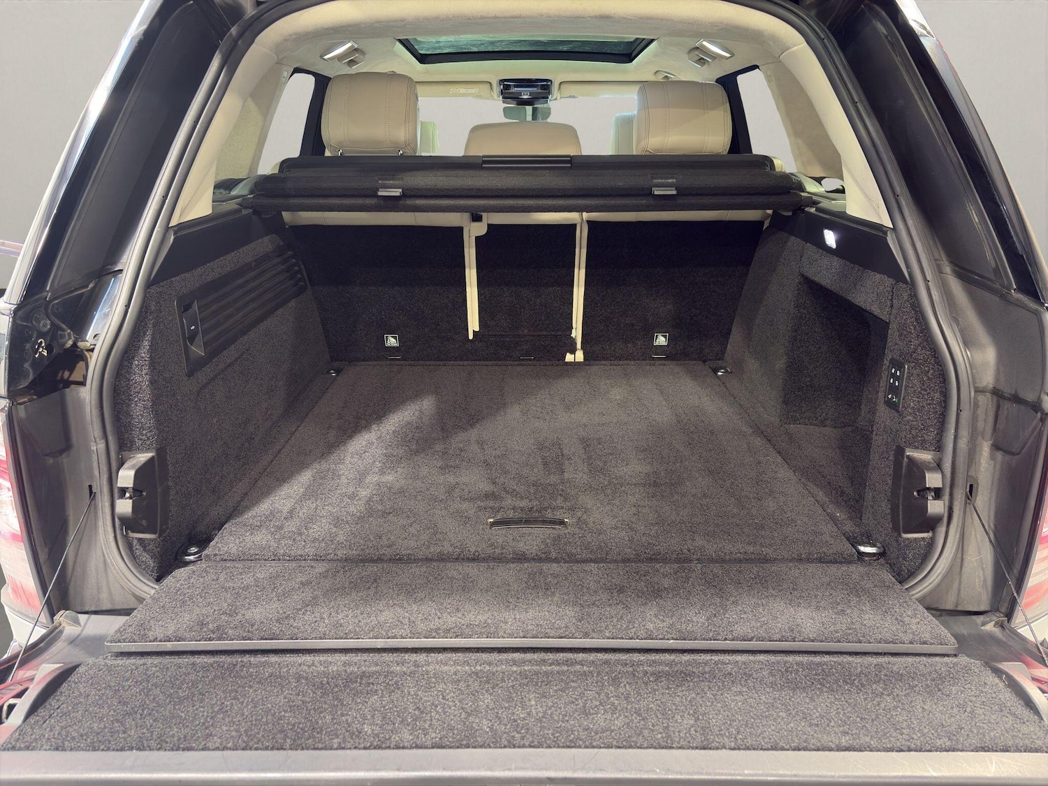 Used Land Rover Range Rover 2017 for sale - 78019759: Photo 16