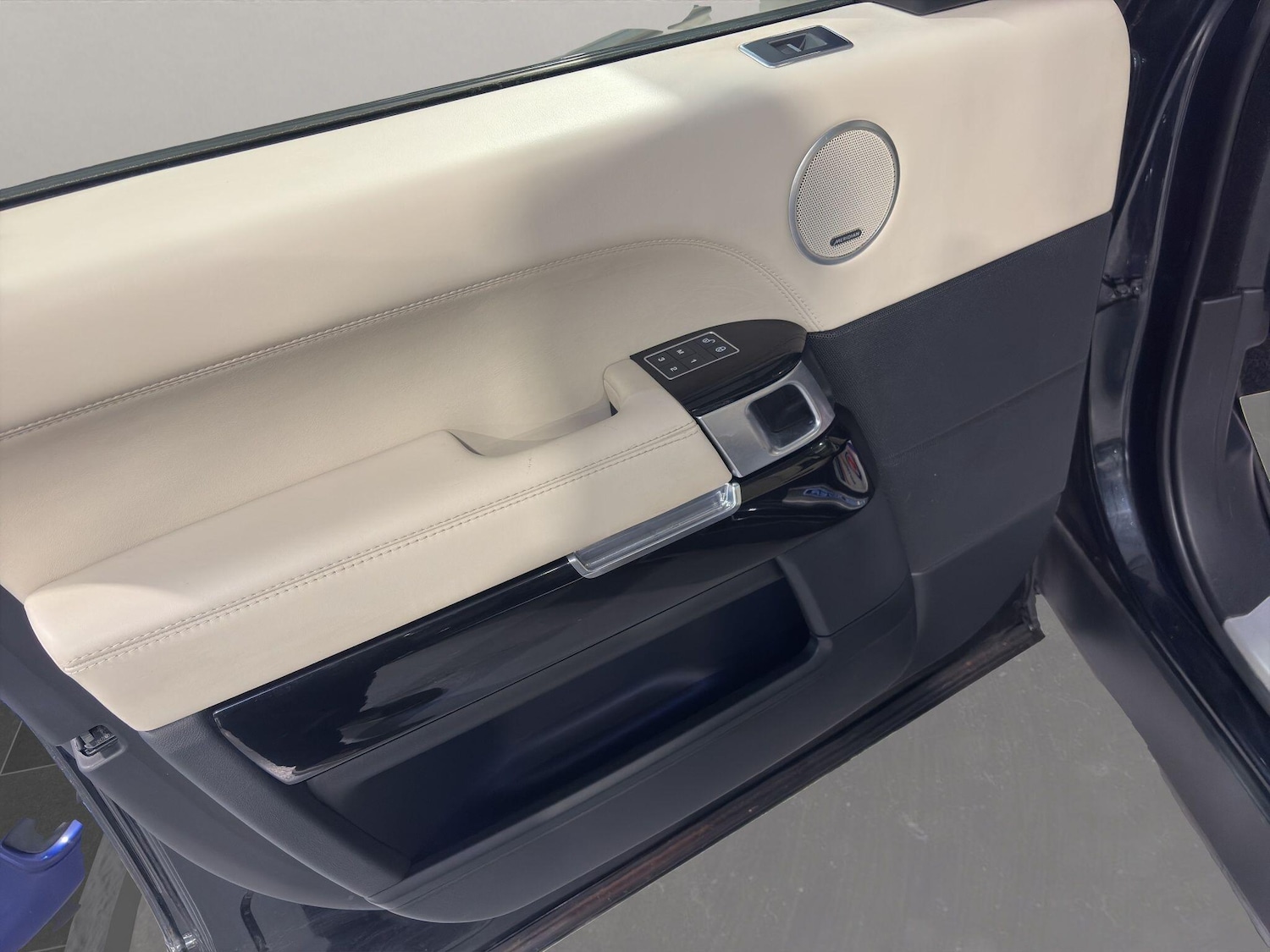 Used Land Rover Range Rover 2017 for sale - 78019759: Photo 18