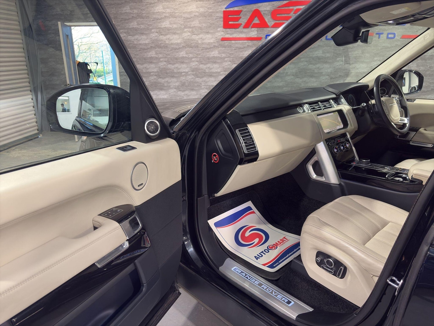 Used Land Rover Range Rover 2017 for sale - 78019759: Photo 35