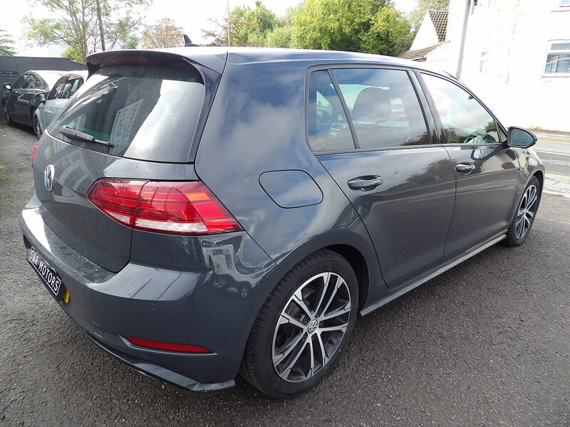Used Volkswagen Golf 2018 for sale - 76308110: Photo 5
