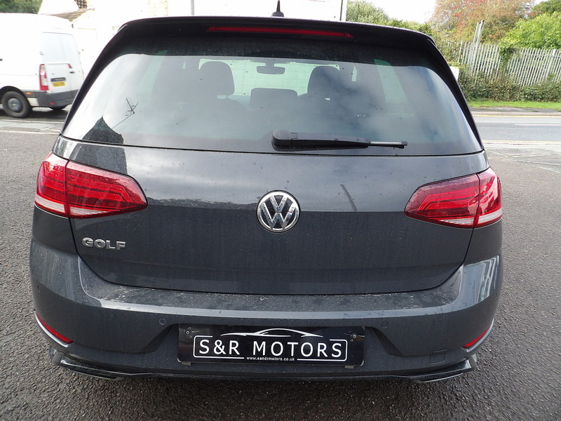 Used Volkswagen Golf 2018 for sale - 76308110: Photo 6