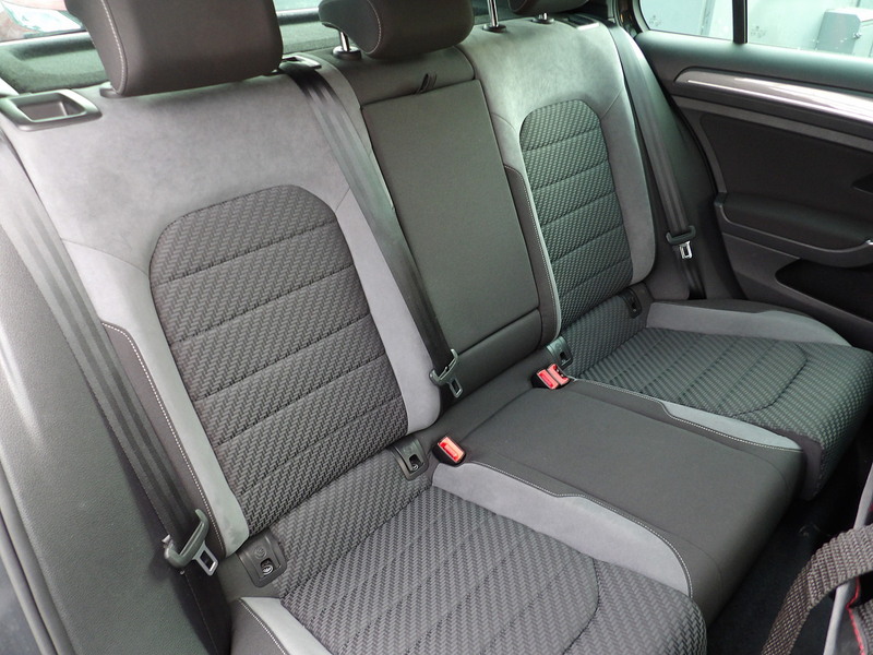 Used Volkswagen Golf 2018 for sale - 76308110: Photo 9