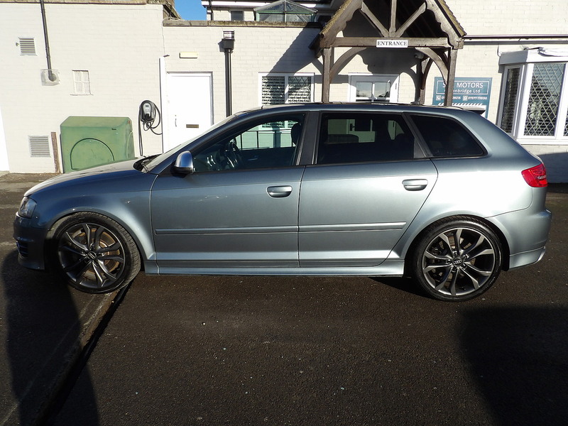 Used Audi A3 2010 for sale - 76777995: Photo 2