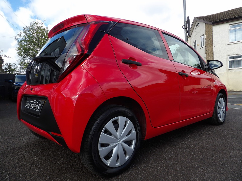 Used Toyota AYGO 2020 for sale - 76308091: Photo 14