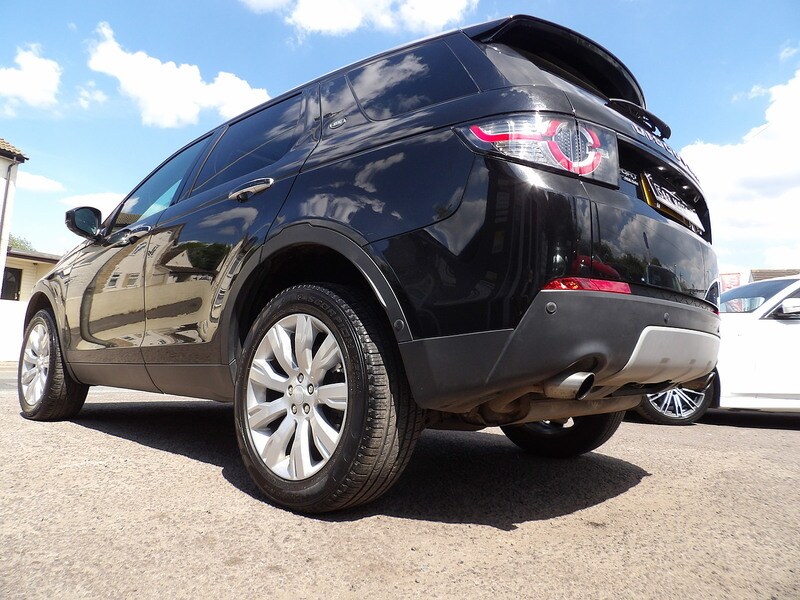 Used Land Rover Discovery Sport 2018 for sale - 76299800: Photo 11