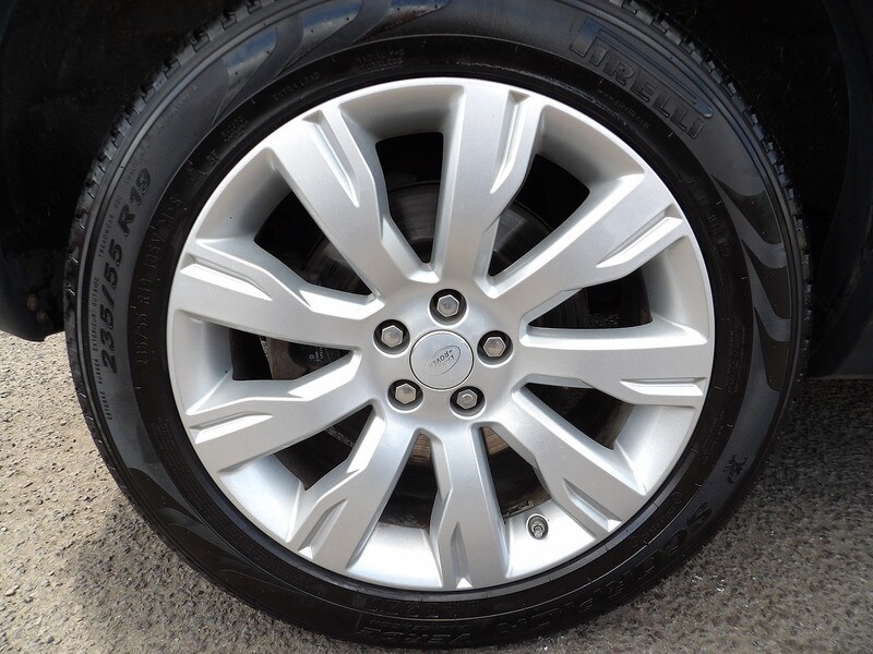 Used Land Rover Discovery Sport 2018 for sale - 76299800: Photo 14