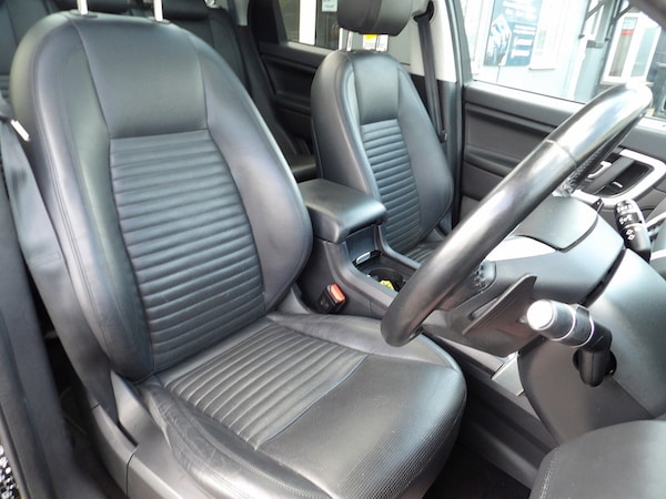 Used Land Rover Discovery Sport 2018 for sale - 76299800: Photo 28