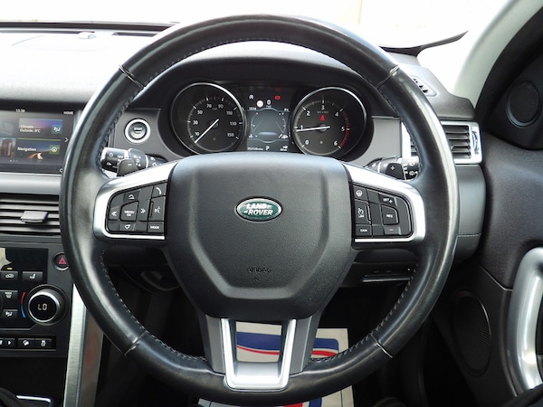 Used Land Rover Discovery Sport 2018 for sale - 76299800: Photo 43