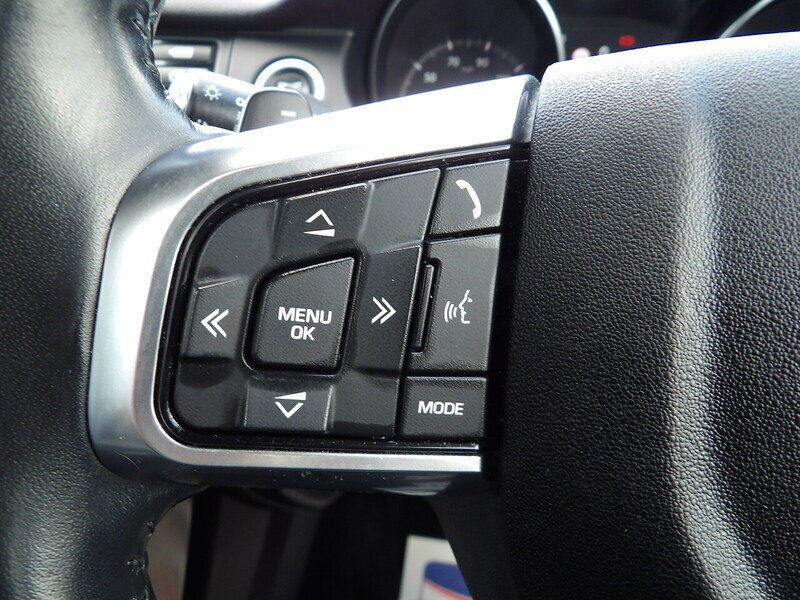 Used Land Rover Discovery Sport 2018 for sale - 76299800: Photo 44