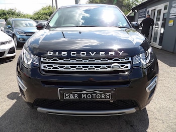 Used Land Rover Discovery Sport 2018 for sale - 76299800: Photo