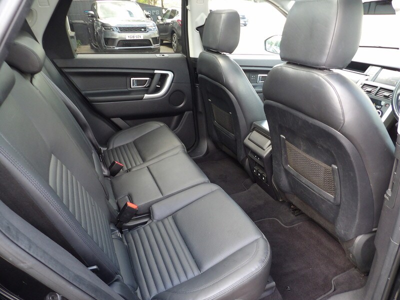 Used Land Rover Discovery Sport 2018 for sale - 76299800: Photo 50