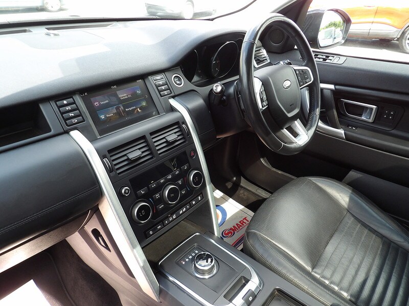 Used Land Rover Discovery Sport 2018 for sale - 76299800: Photo 65