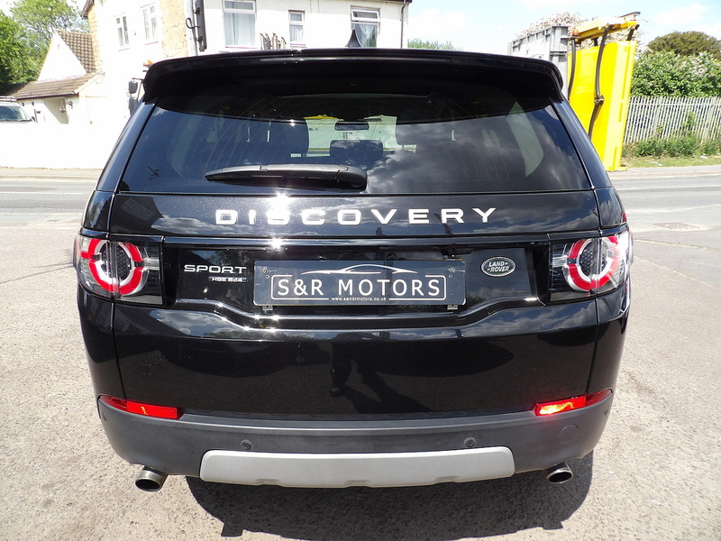 Used Land Rover Discovery Sport 2018 for sale - 76299800: Photo 8