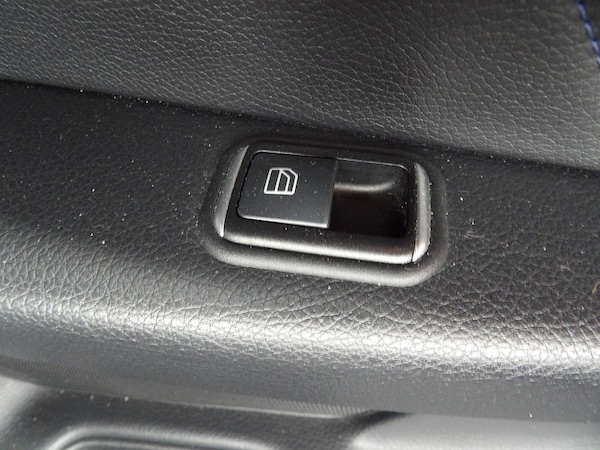 Used Mercedes-Benz E Class 2016 for sale - 76299792: Photo 44