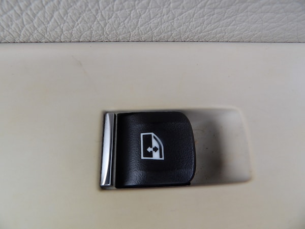 Used BMW 5 Series 2018 for sale - 76308101: Photo 25