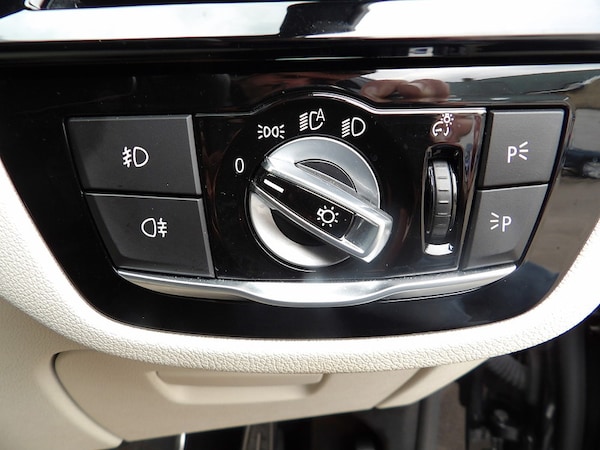 Used BMW 5 Series 2018 for sale - 76308101: Photo 48