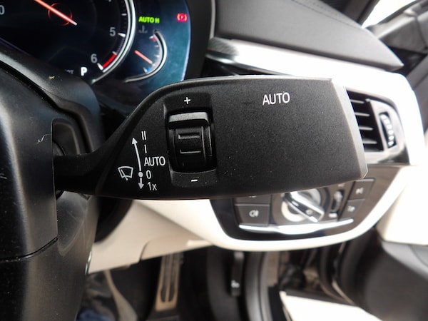 Used BMW 5 Series 2018 for sale - 76308101: Photo 54