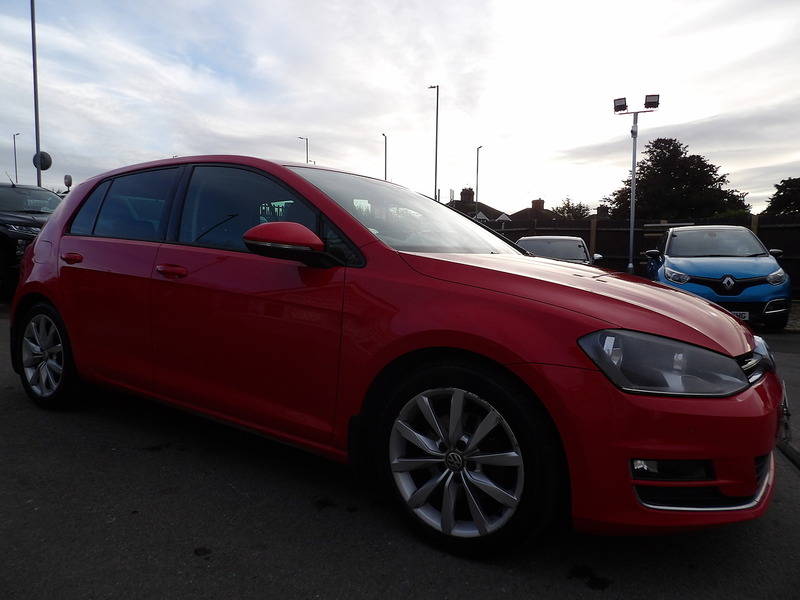 Used Volkswagen Golf 2015 for sale - 76699022: Photo 4