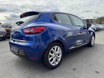 Used Renault Clio 2017 for sale - 79591480: Photo