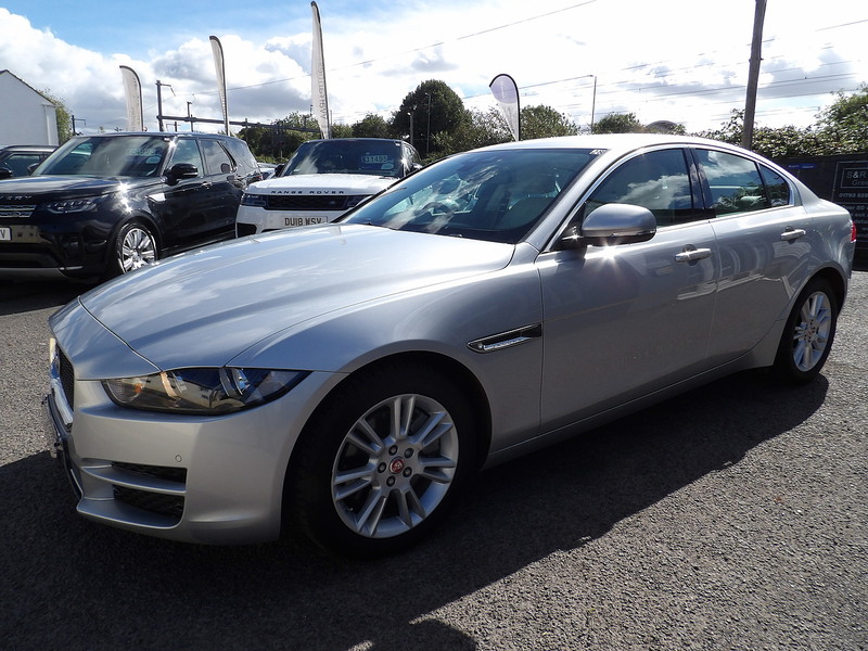 Used Jaguar XE 2017 for sale - 76308095: Photo 1
