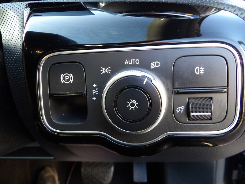 Used Mercedes-Benz A-Class 2019 for sale - 76612653: Photo 30