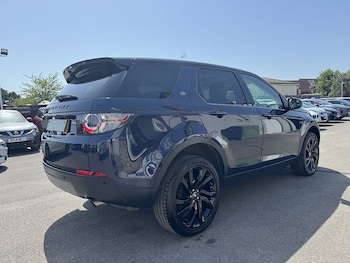 Used Land Rover Discovery Sport 2019 for sale - 78819794: Photo