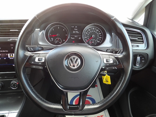 Used Volkswagen Golf 2018 for sale - 76299793: Photo 39