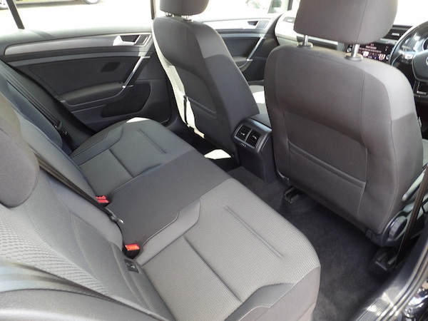 Used Volkswagen Golf 2018 for sale - 76299793: Photo 43