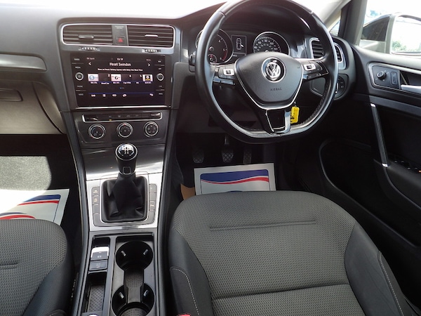 Used Volkswagen Golf 2018 for sale - 76299793: Photo 48
