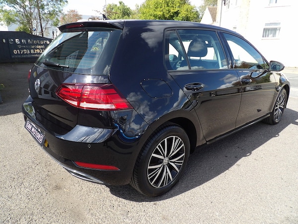 Used Volkswagen Golf 2018 for sale - 76299793: Photo 7