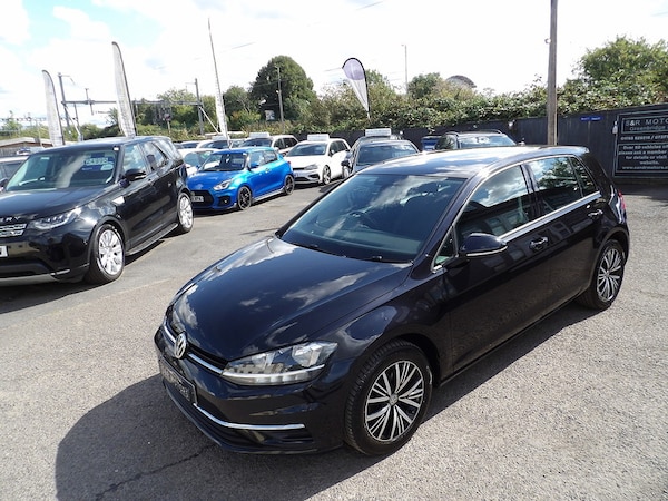 Used Volkswagen Golf 2018 for sale - 76299793: Photo 9
