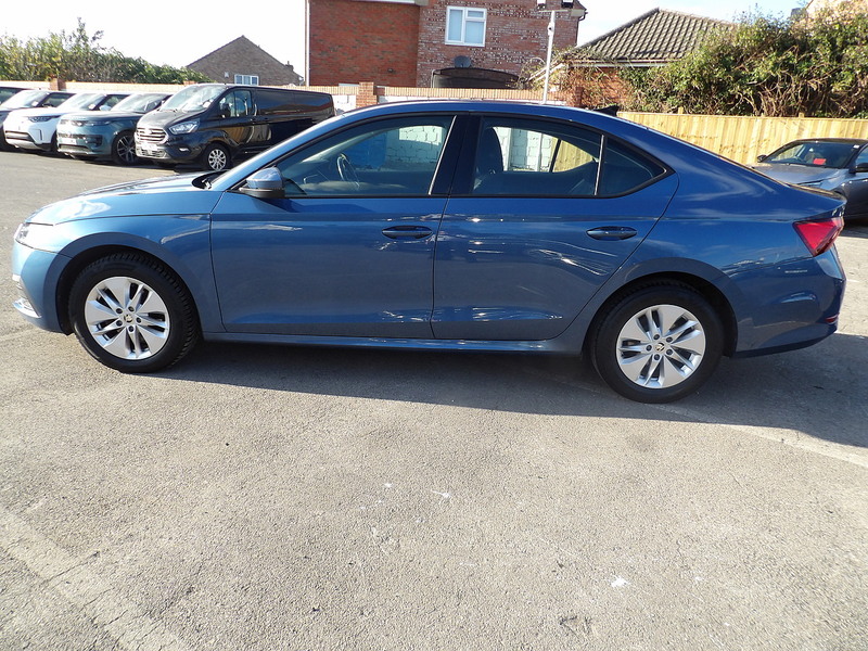 Used Skoda Octavia 2021 for sale - 76308103: Photo 2