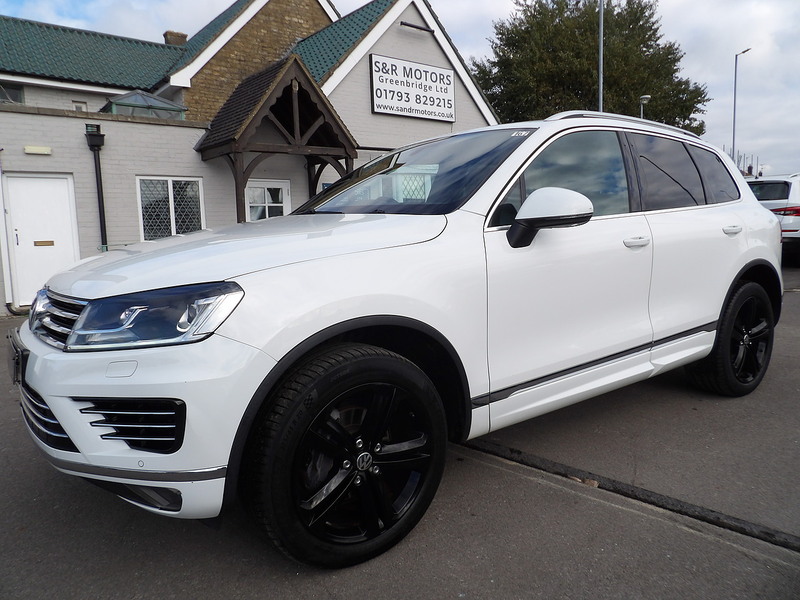 Used Volkswagen Touareg 2017 for sale - 76308048: Photo 1