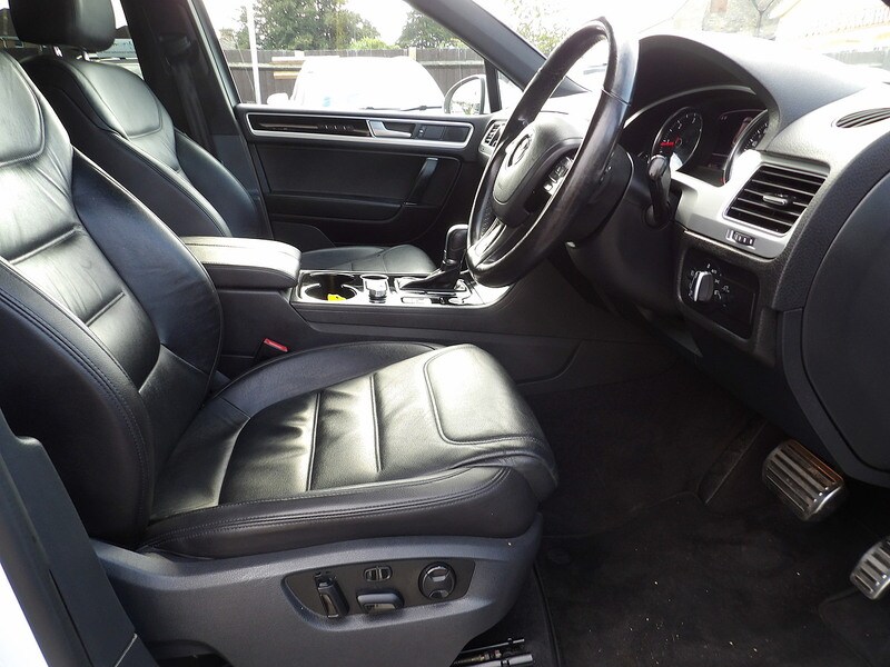 Used Volkswagen Touareg 2017 for sale - 76308048: Photo 15