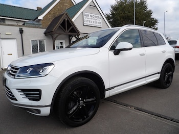 2017 - 3.0 V6 TDI BMT 262 R-Line Plus 5dr Tip Auto