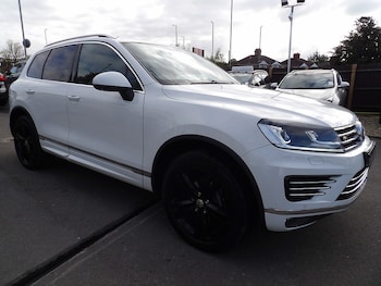 Used Volkswagen Touareg 2017 for sale - 76308048: Photo