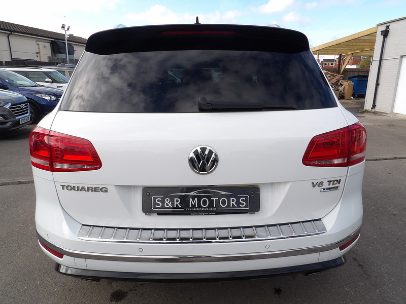Used Volkswagen Touareg 2017 for sale - 76308048: Photo 5