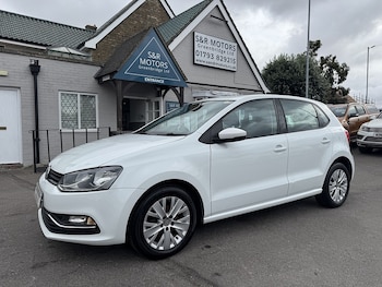 Used Volkswagen Polo 2015 for sale - 79591577: Photo