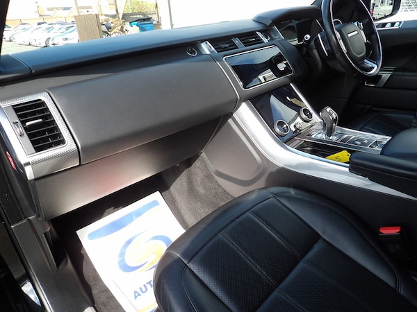Used Land Rover Range Rover Sport 2018 for sale - 76308043: Photo 31