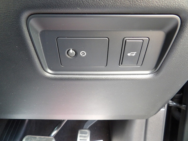 Used Land Rover Range Rover Sport 2018 for sale - 76308043: Photo 76