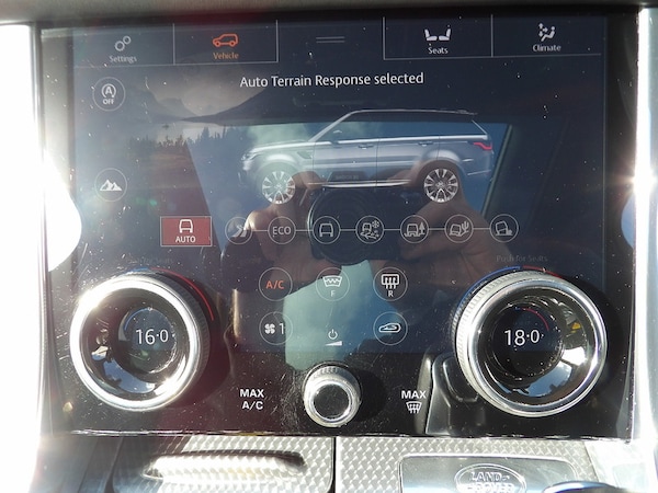 Used Land Rover Range Rover Sport 2018 for sale - 76308043: Photo 96