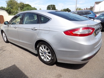 Used Ford Mondeo 2017 for sale - 76299799: Photo