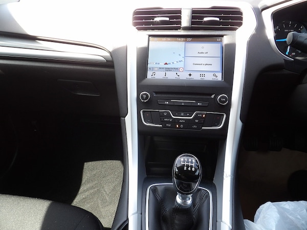Used Ford Mondeo 2017 for sale - 76299799: Photo 55