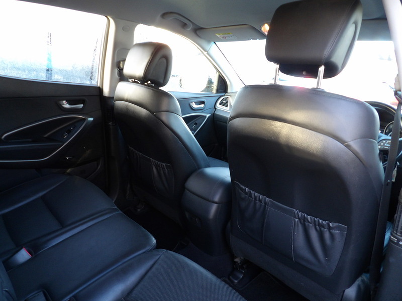 Used Hyundai Santa Fe 2017 for sale - 76891545: Photo 39