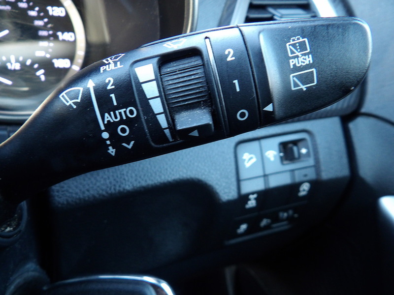 Used Hyundai Santa Fe 2017 for sale - 76891545: Photo 55