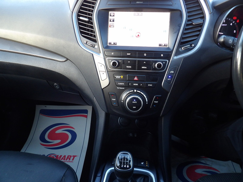 Used Hyundai Santa Fe 2017 for sale - 76891545: Photo 57