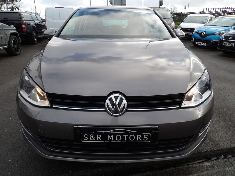 Used Volkswagen Golf 2015 for sale - 76891544: Photo 2