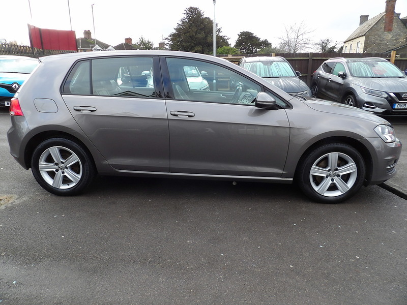 Used Volkswagen Golf 2015 for sale - 76891544: Photo 4