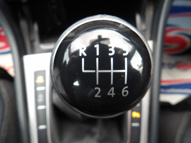 Used Volkswagen Golf 2015 for sale - 76891544: Photo 59